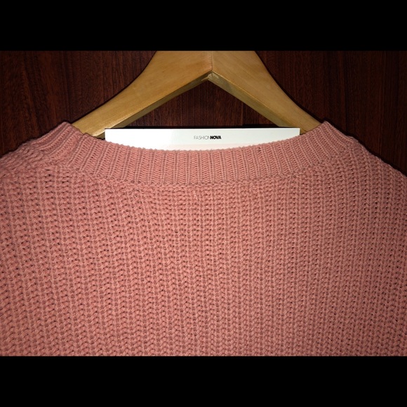 FASHIONNOVA - Picture 3 of 6